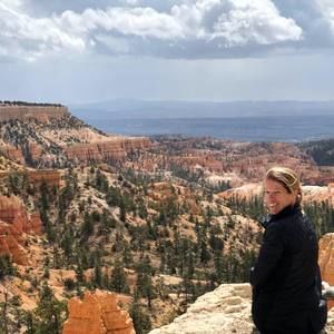 Meet your Posher, Stephanie